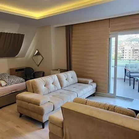 330qm In Alanya, 300m Vom Meer, Toller Ausblick Διαμέρισμα *